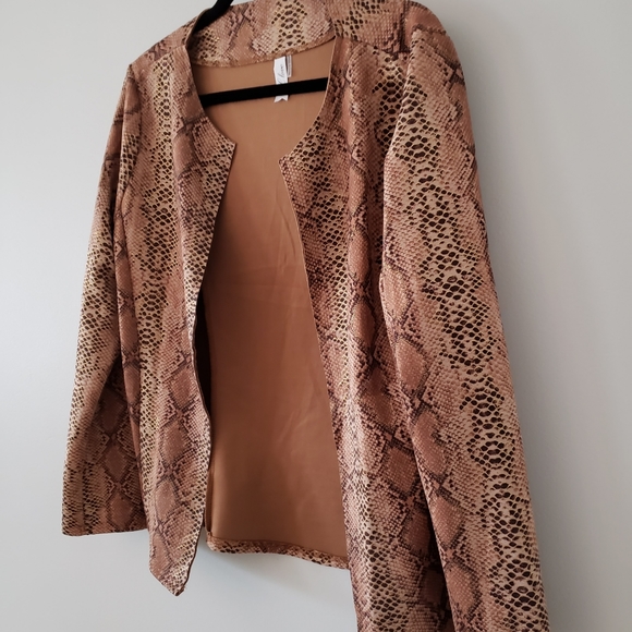 L love Jackets & Blazers - NWT Snakeskin Jacket